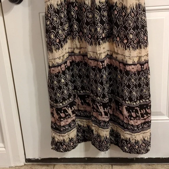 Elementz Maxi Dress with Flutter Sleeves – Perfect for Work Travel-Everything! - Picture 8 of 13